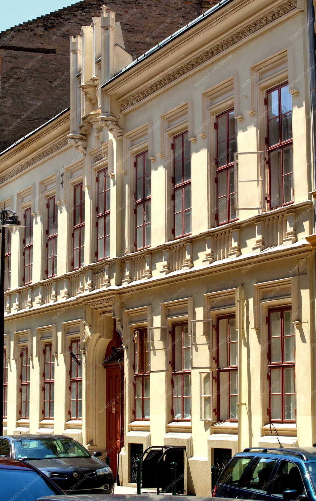 Épület - Budapest - Kauser kőfaragó háza 