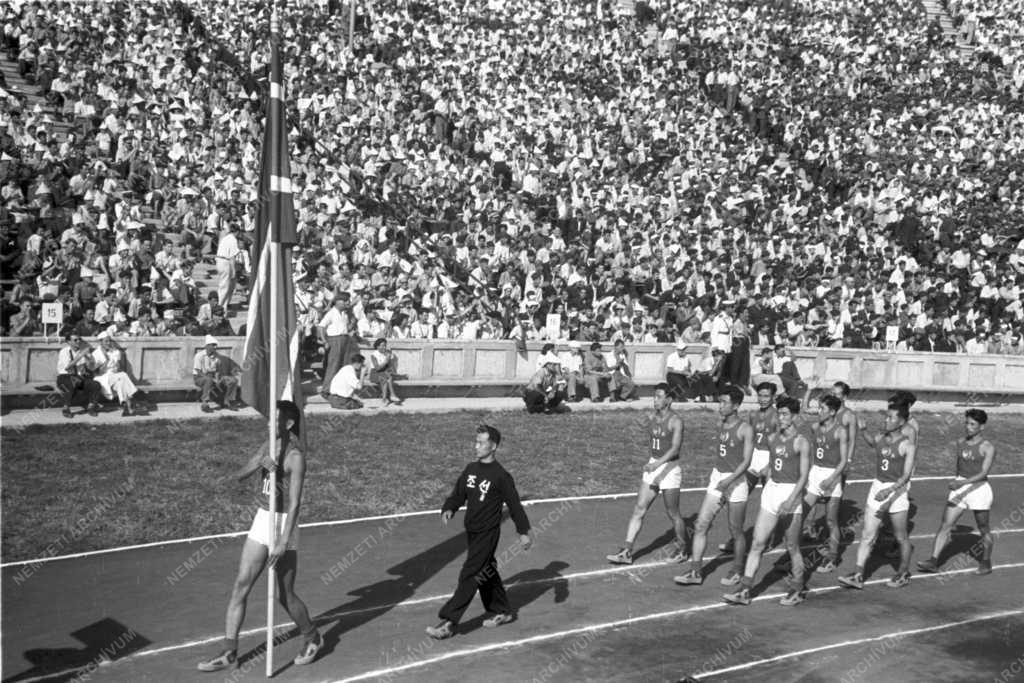 Sport - Nemzetközi verseny - Világifjúsági Találkozó