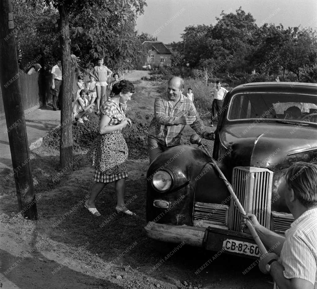 Kultúra - A Kár a benzinért című filmvígjáték forgatása