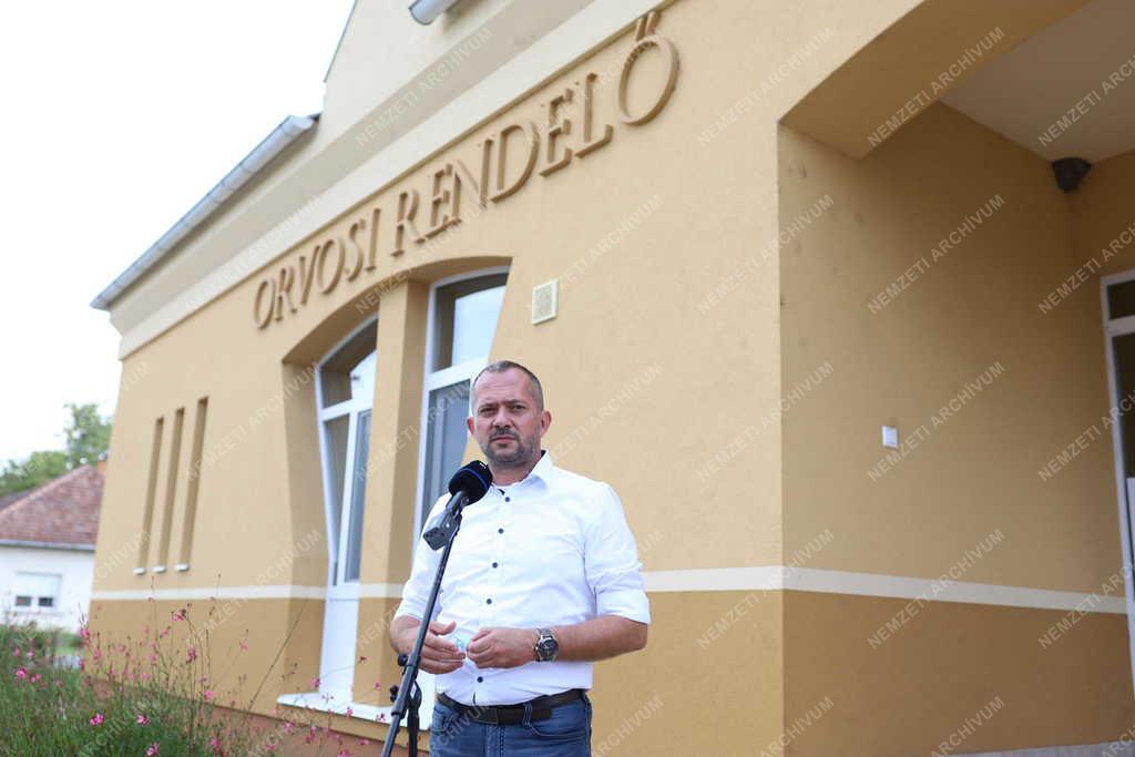 A Magyar falu programban újult meg az orvosi rendelő Forráskúton