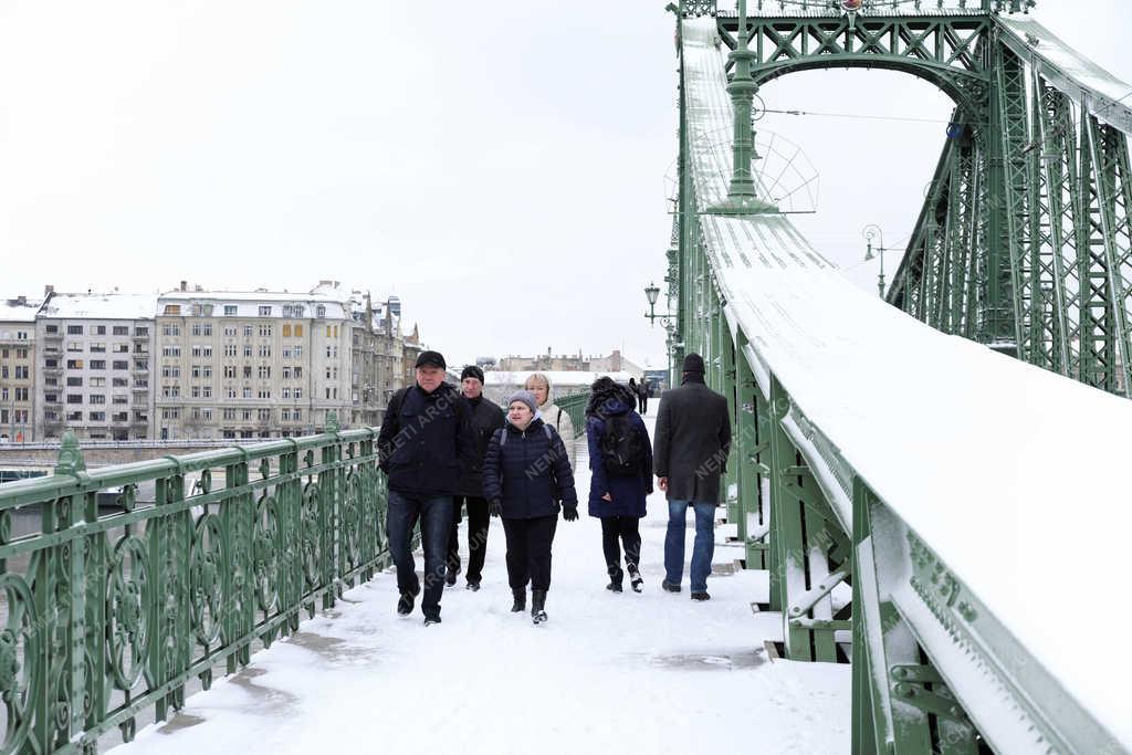 Időjárás - Budapest - Havazás márciusban 