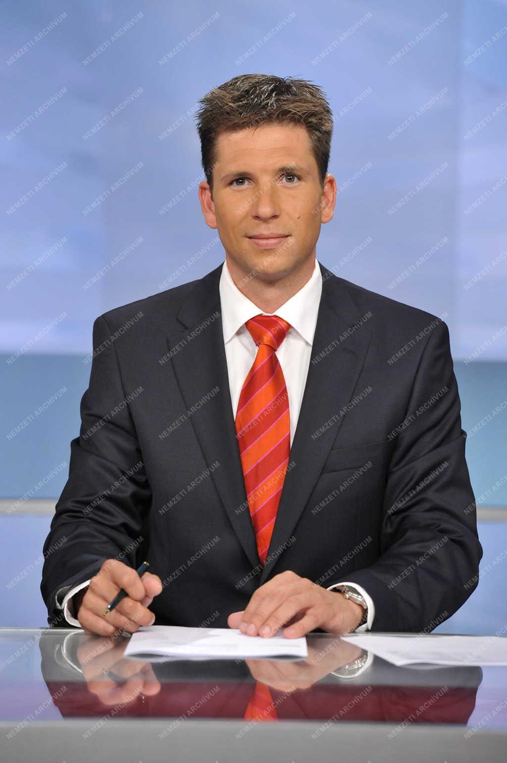 Televízió - Takács Bence Ervin műsorvezető