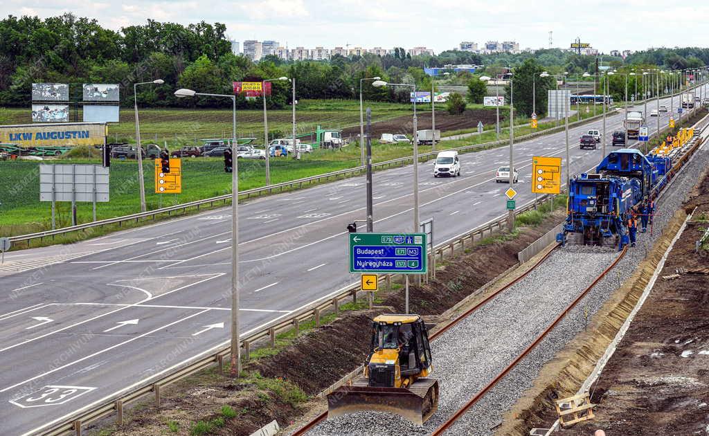 Közlekedés - Korszerűsítik a Debrecen-Füzesabony vasútvonalat