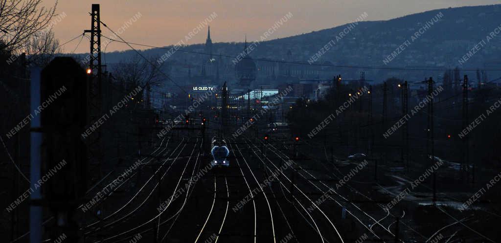 Közlekedés - Budapest - Nyugati pályaudvar