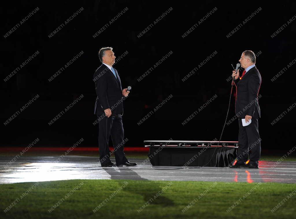 Sportlétesítmény - Debrecen - Felavatták a  Nagyerdei Stadiont