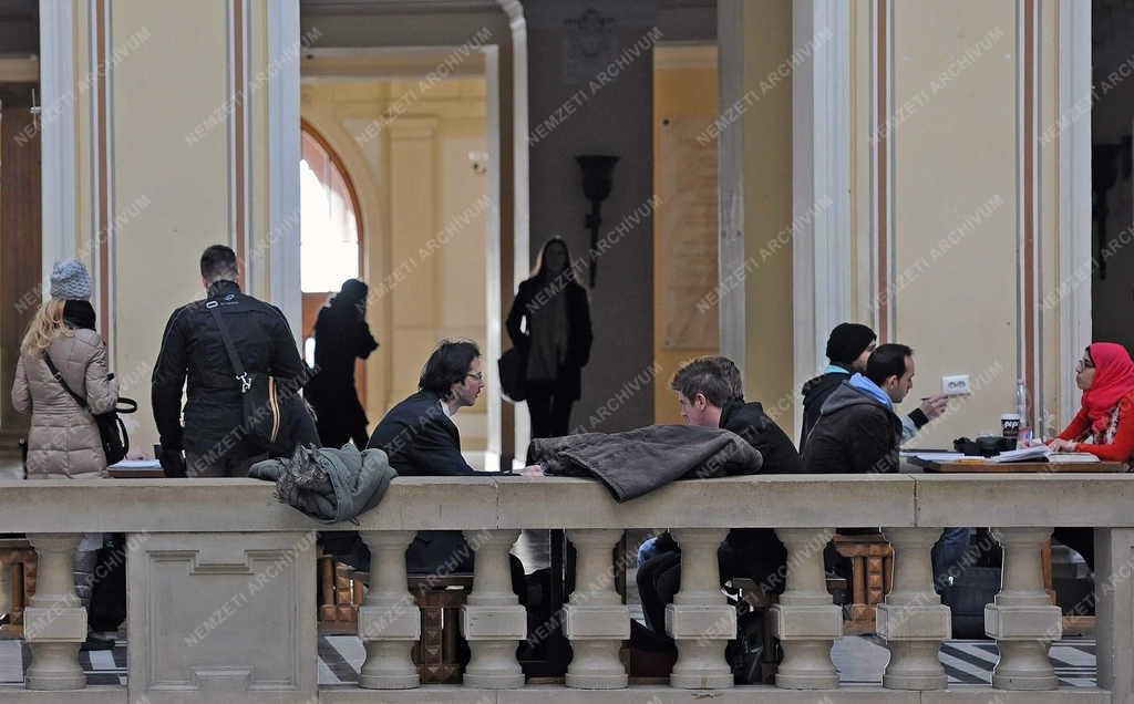 Felsőoktatás - Debrecen - Vizsgaidőszak a Debreceni Egyetemen