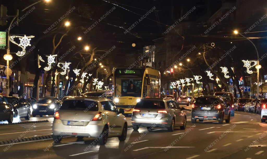 Városkép - Budapest - Karácsonyi díszkivilágítás