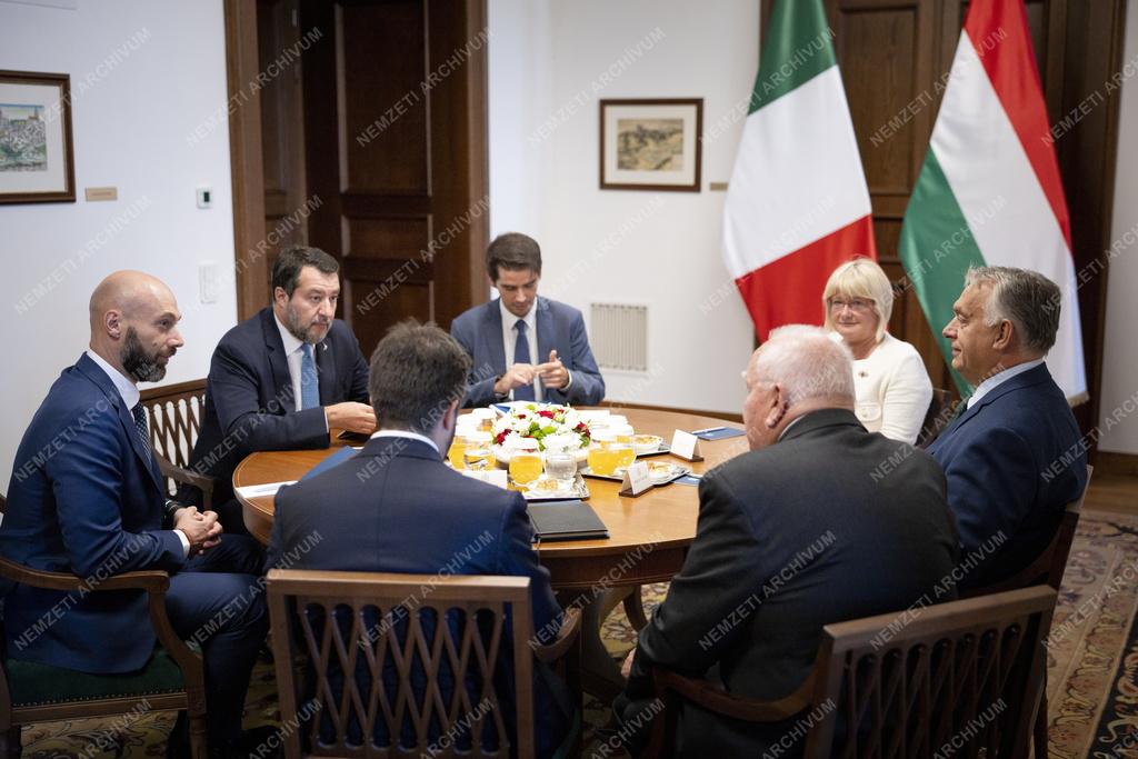 Orbán Viktor fogadta Matteo Salvinit