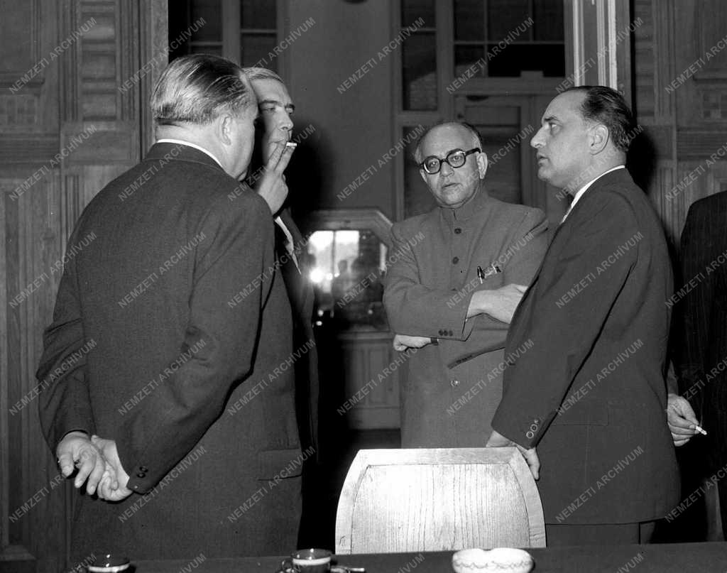Tudomány - M. S. Thakar indiai professzor Magyarországon