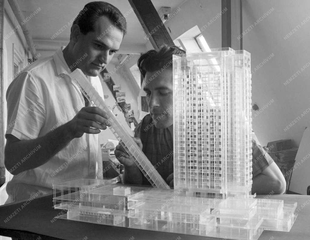 Építészettudomány - 24 emeletes toronyház épül Debrecenben