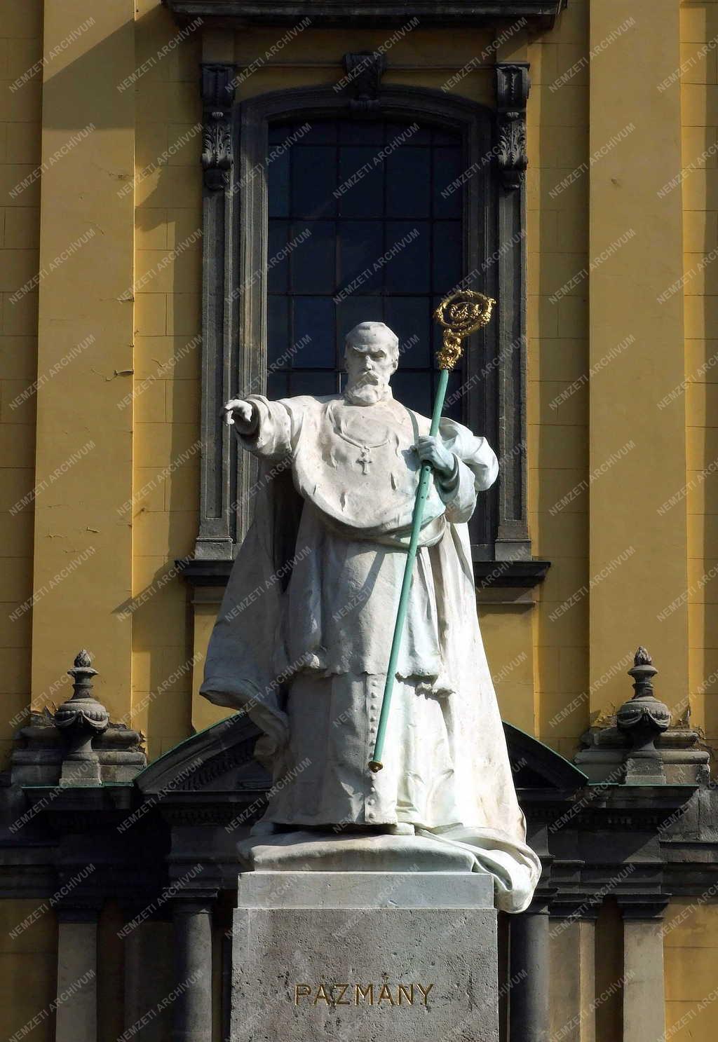 Műalkotás - Budapest - Pázmány Péter szobra