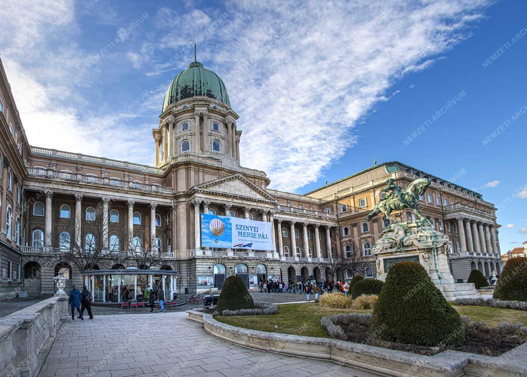 Kultúra - Budapest - Szinyei Merse Pál festőművész kiállítása a Nemzeti Galériában