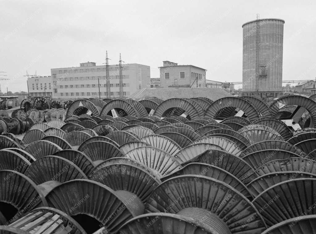 Ipar - Miskolci December 4. Drótművek