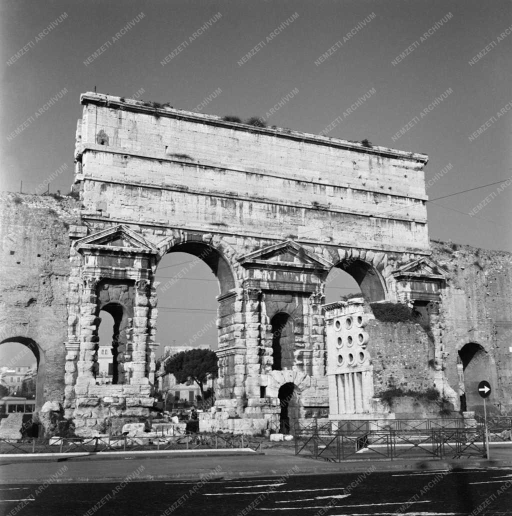 Városkép - Olaszország - Róma - Porta Maggiore