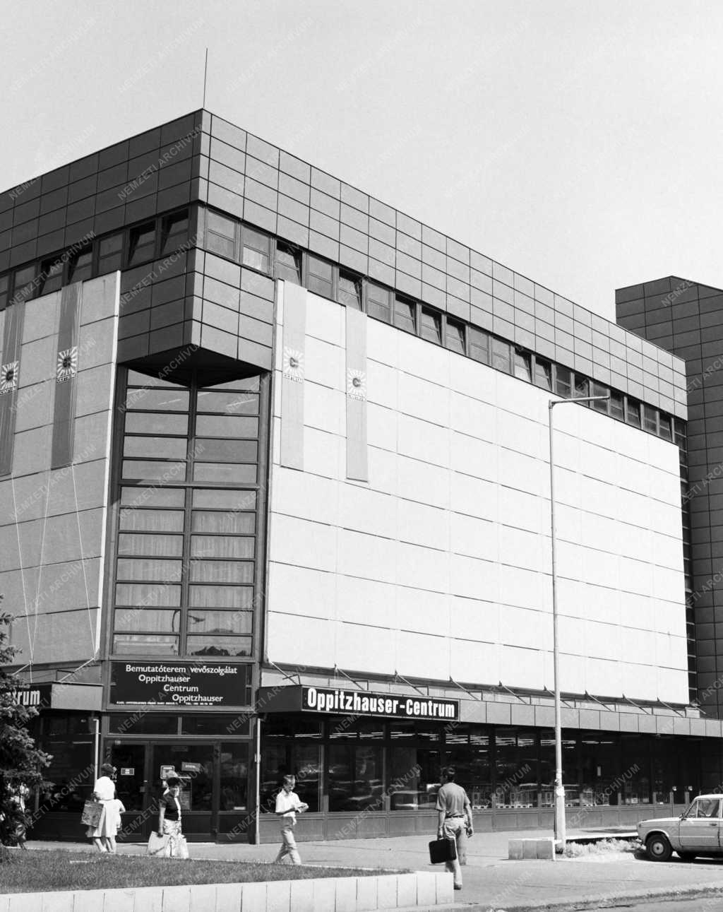 Kereskedelem - A Kispesti Centrum Áruház