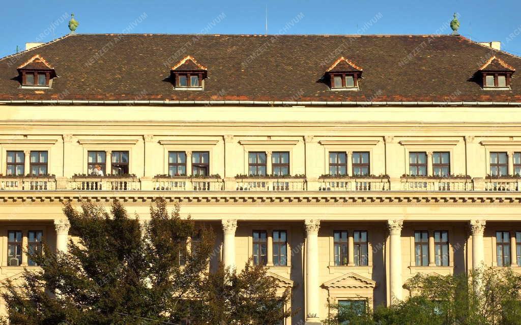 Budapest - Középület - Minisztérium - Ötvenhatos események