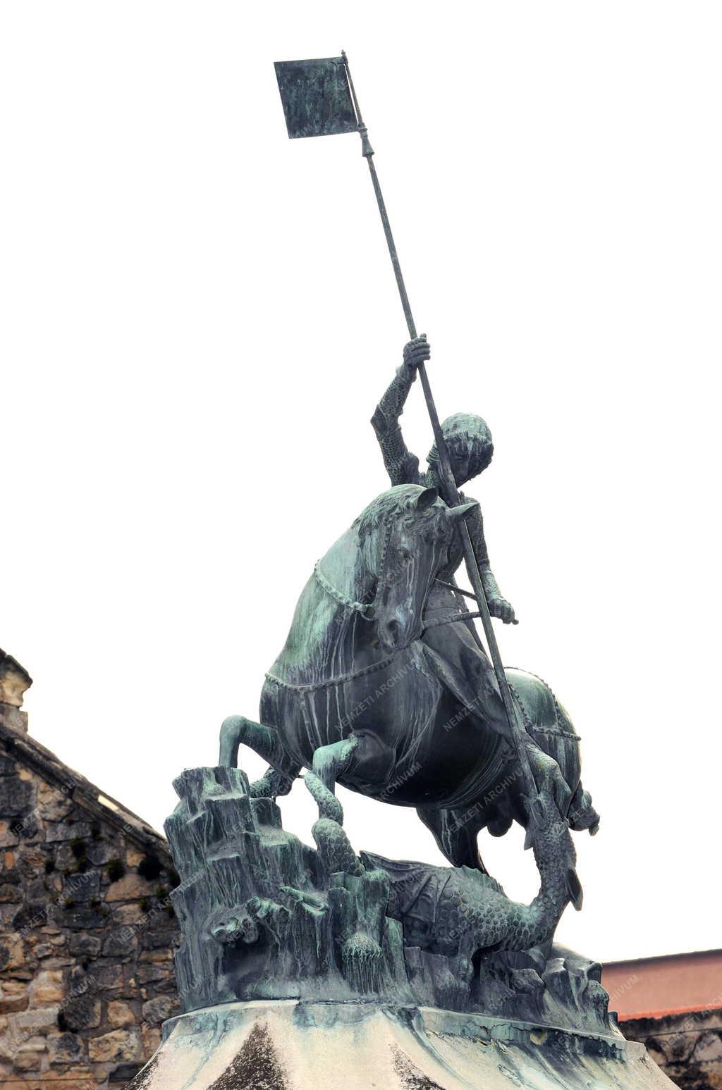 Kolozsvár - Sárkányölő Szent György-szobor