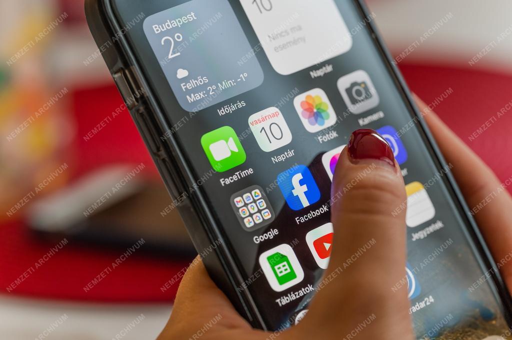 Kommunikáció - Mobiltelefon
