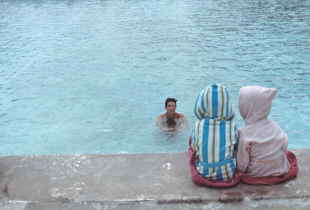 Szabadidő - Strandfürdők a Dunakanyarban