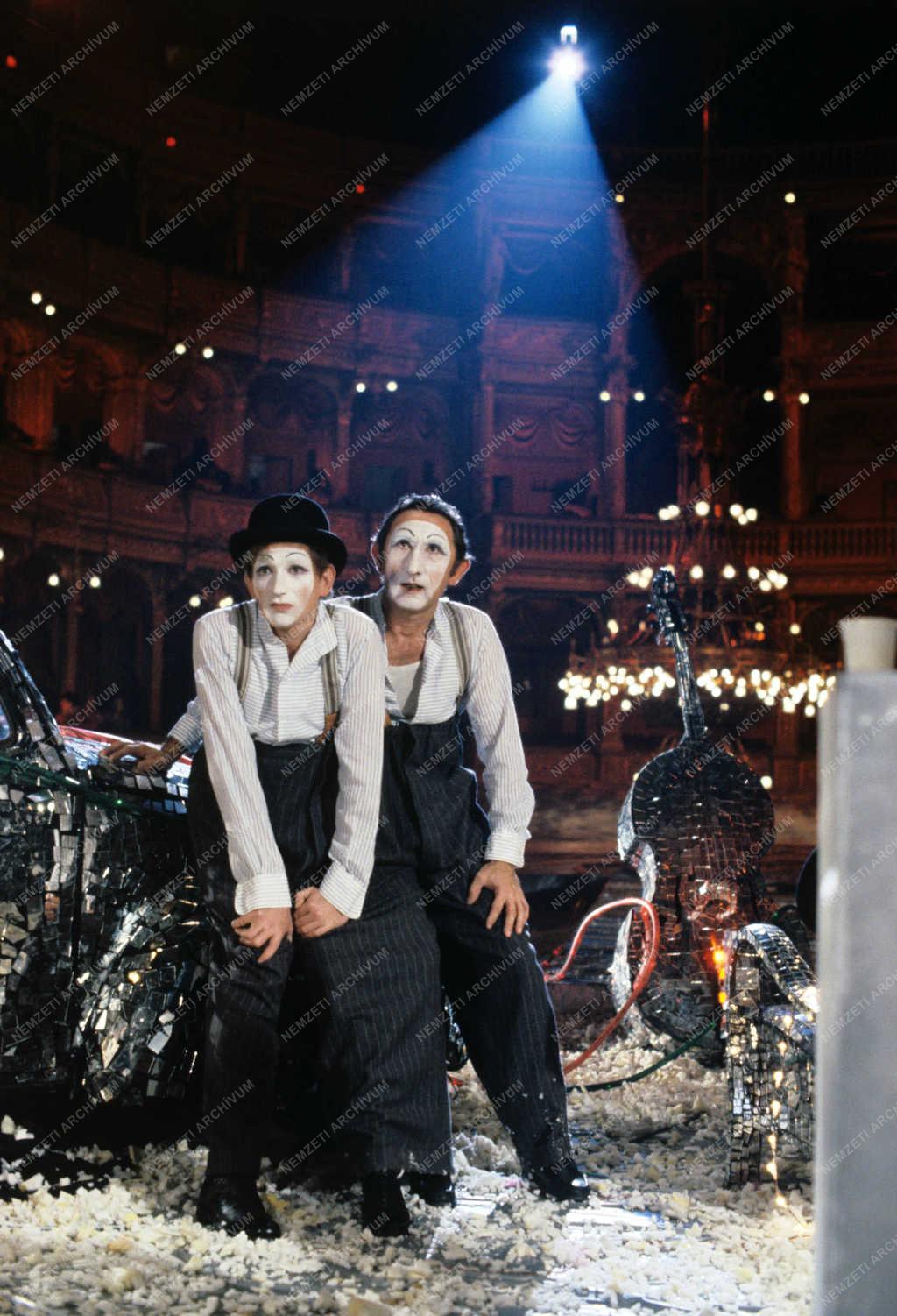 Kultúra - Filmforgatás - Ripacsok