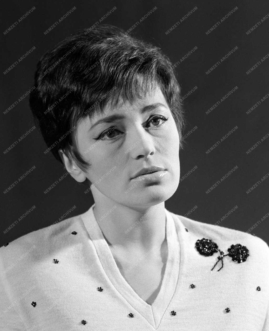 25-69: Szemes Mari, a József Attila Színház tagja