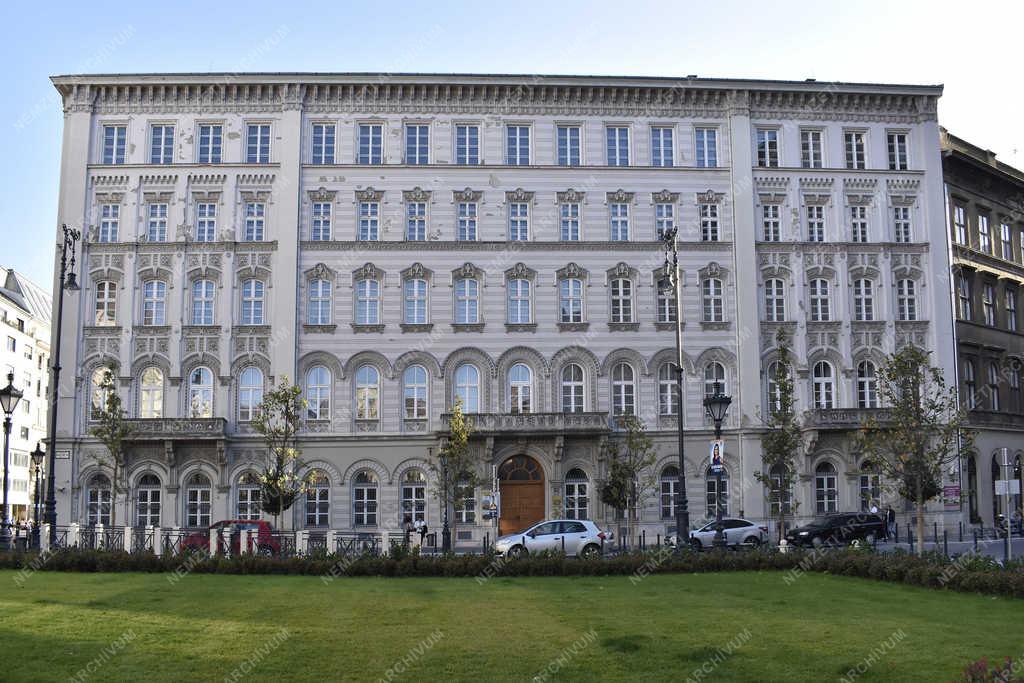 Épületfotó - Budapest - József Nádor irodaház