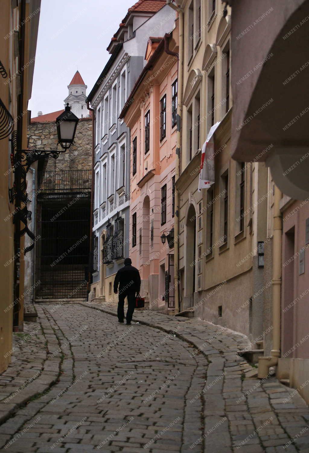 Városkép - Pozsony - Óvárosi utca