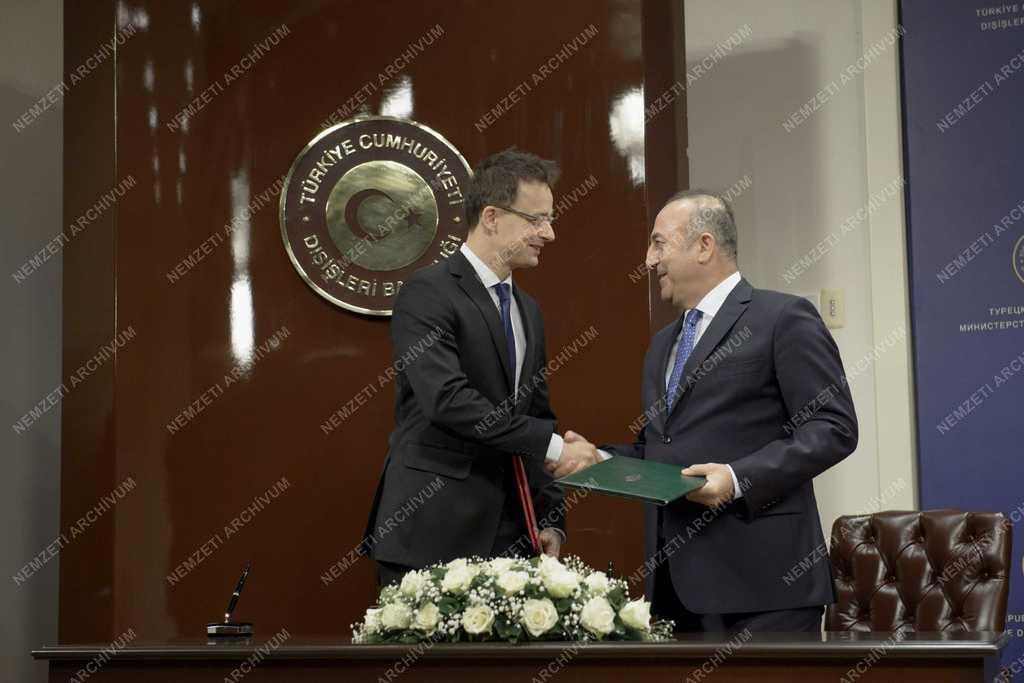 Szijjártó Péter Törökországban