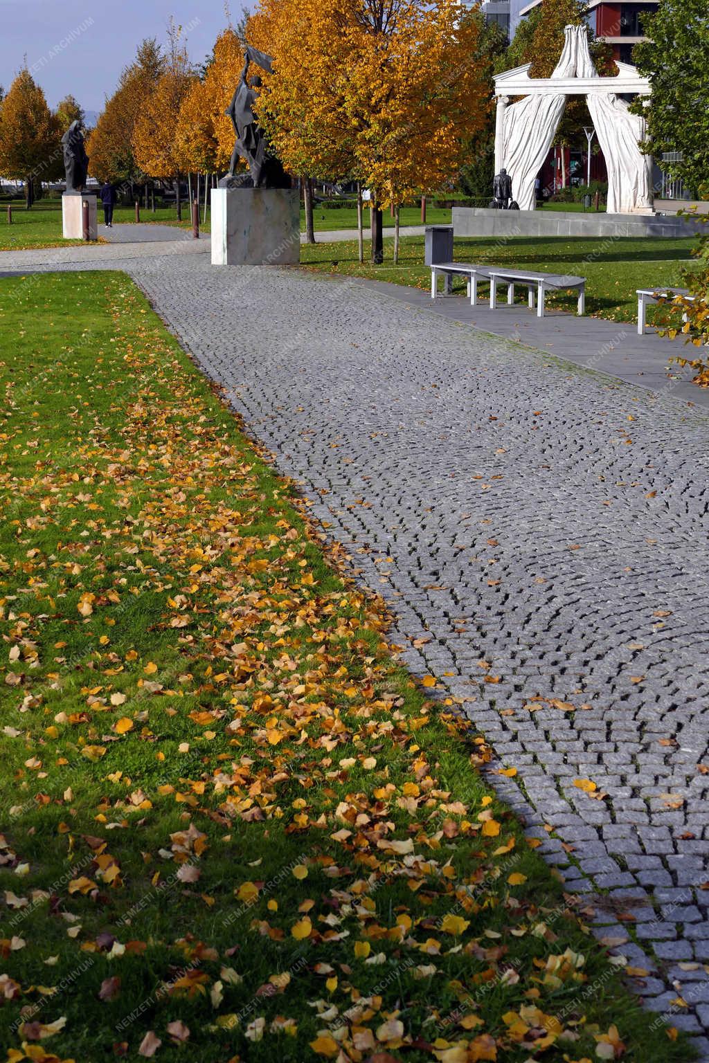 Természet - Budapest - Ősz a Somlay Artúr sétányon