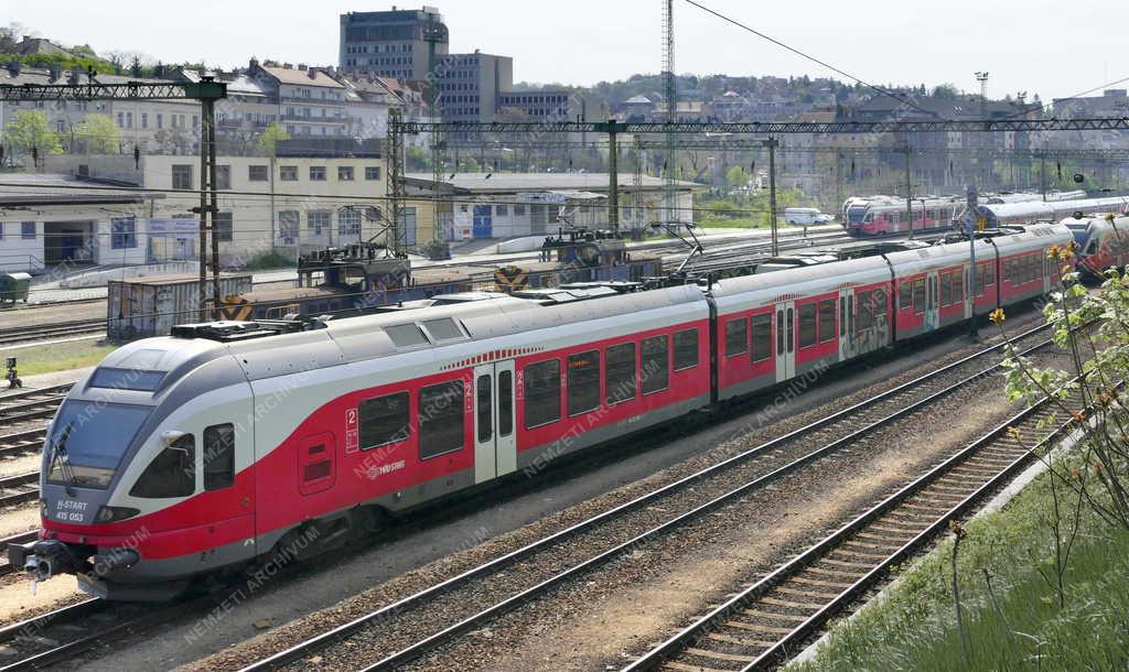 Közlekedés - A Déli pályaudvar rendezőtere