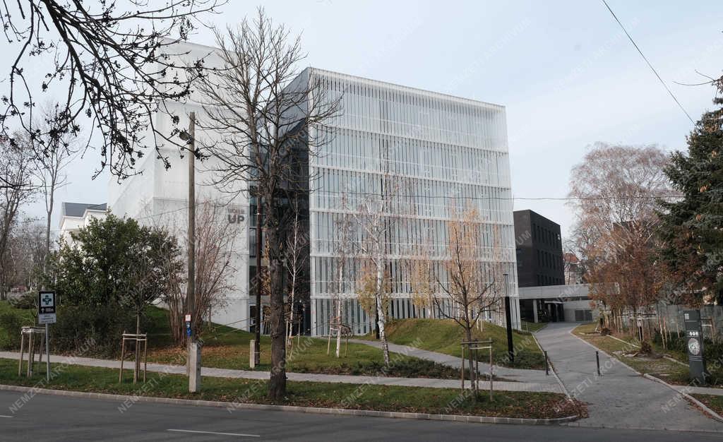 Oktatás - Budapest - Moholy-Nagy Művészeti Egyetem