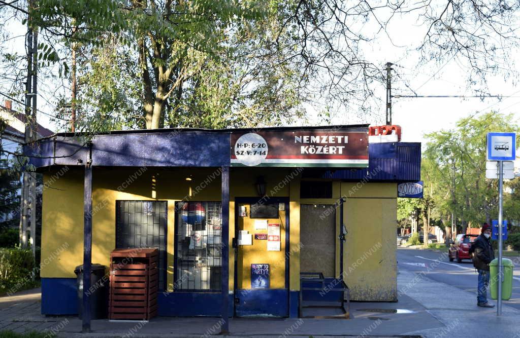 Kereskedelem – Budapest - Nemzeti Közért