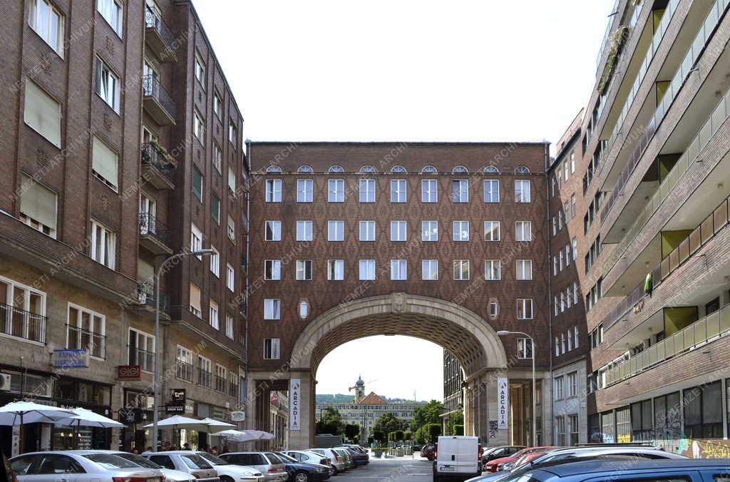 Épület - Budapest - A 