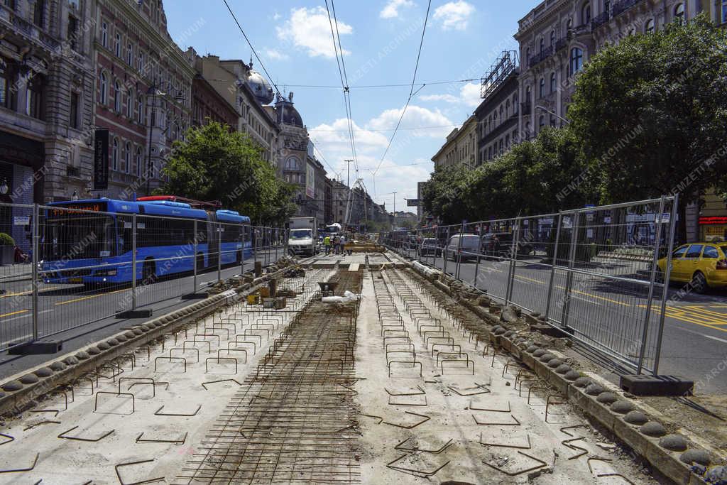 Városkép - Budapest - Villamospálya felújítása