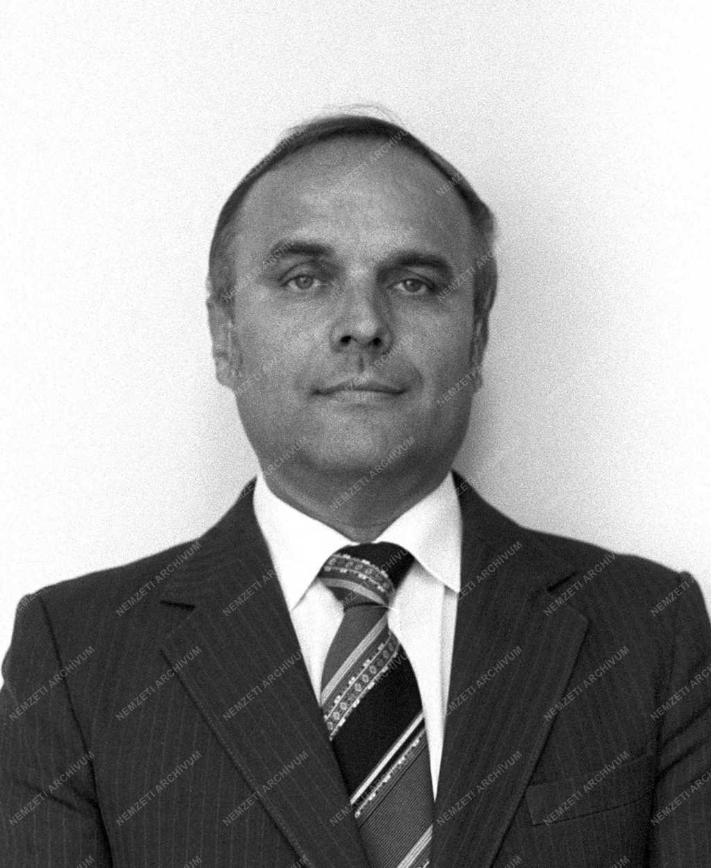 Belpolitika - Parlamenti képviselők