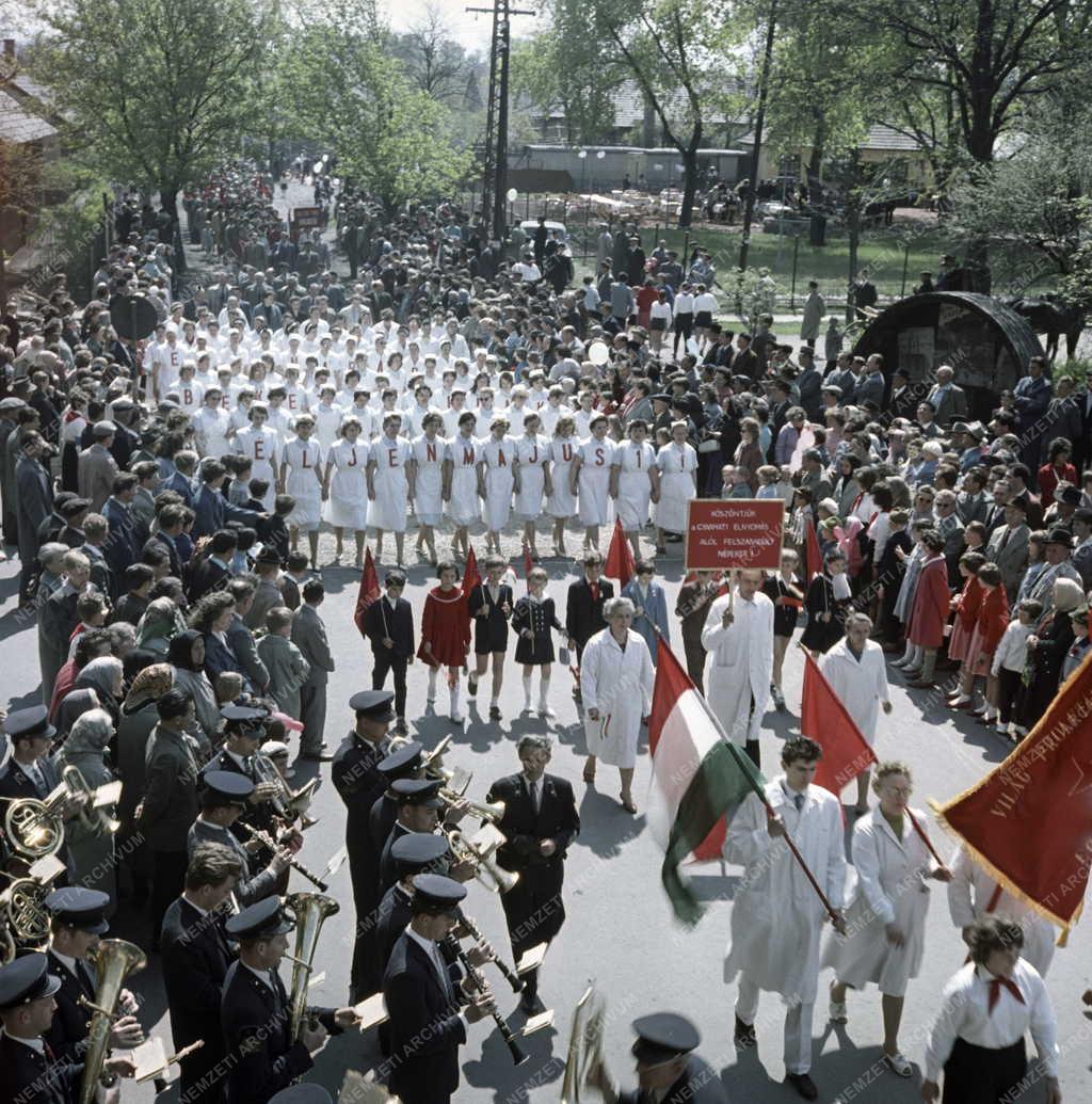 Belpolitika - Ünnep - Május elseje ünneplése Dorogon