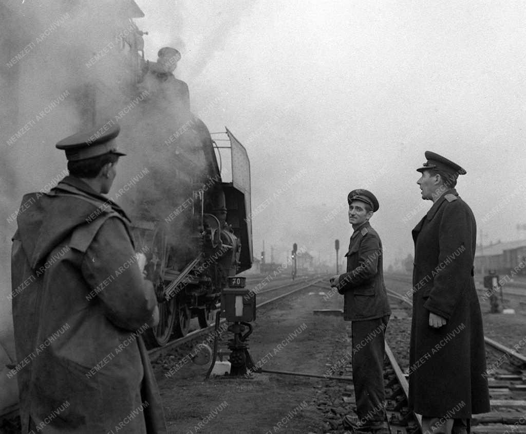 A szerző válogatása - Kongresszusi verseny a MÁV-nál