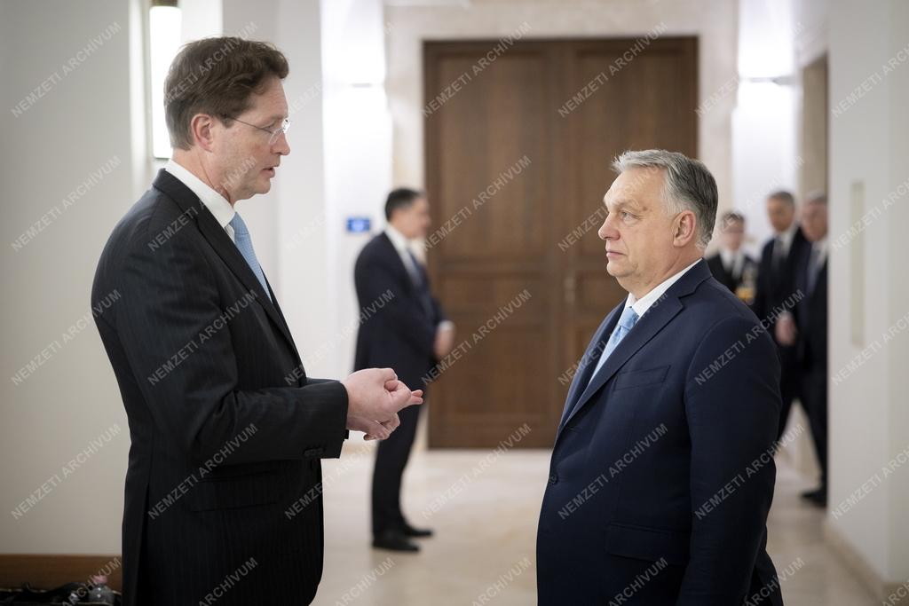 Orbán Viktor fogadta a Mercedes-Benz Group AG igazgatótanácsának elnökét
