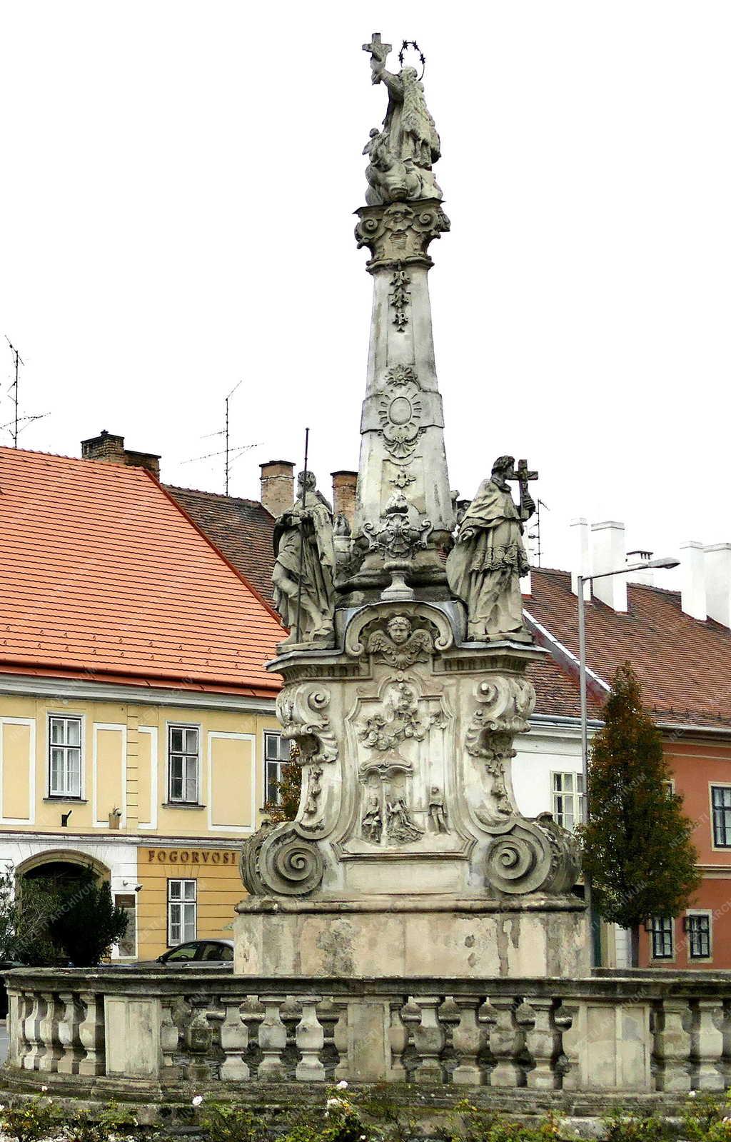 Városkép - Mosonmagyaróvár - Nepomuki Szent János-emlékoszlop