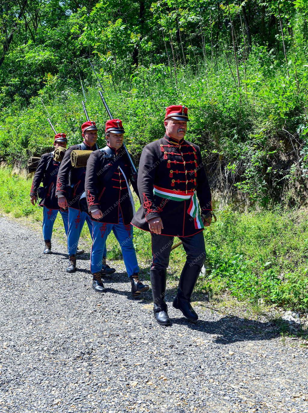 Kultúra - Hagyományőrzés - Füzéri Hadtörténeti és Helytörténeti Kör