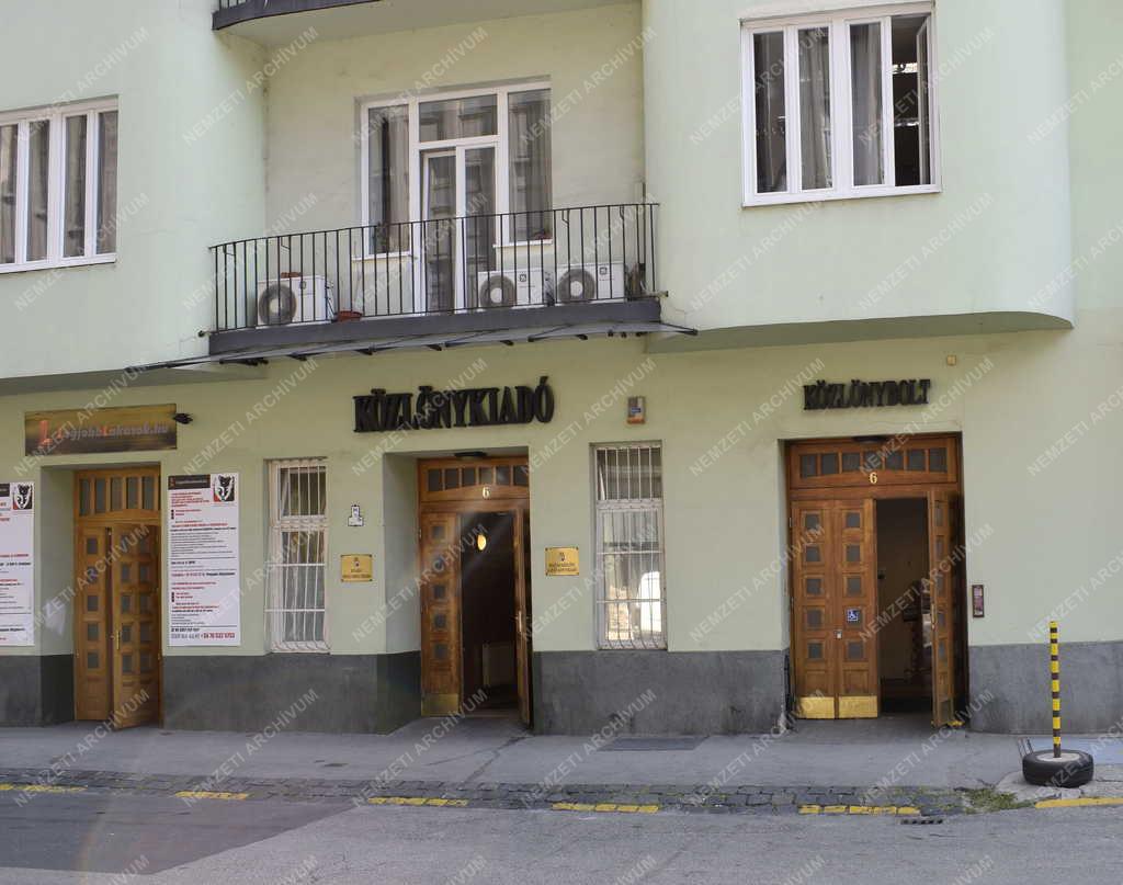 Városkép - Budapest - Közlönykiadó