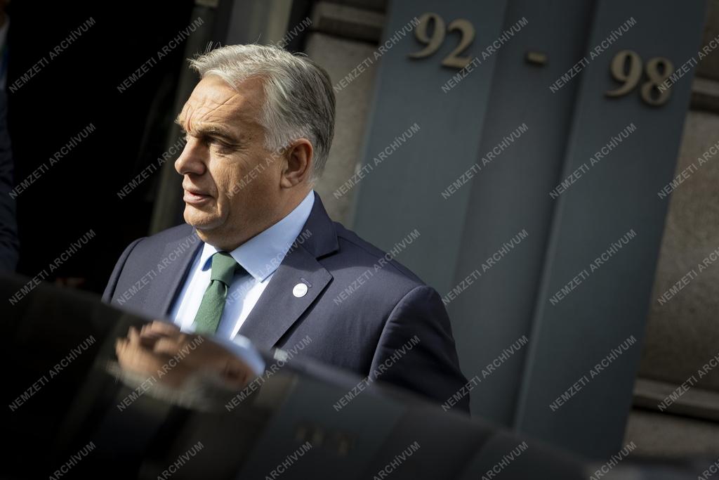 Orbán Viktor Brüsszelben