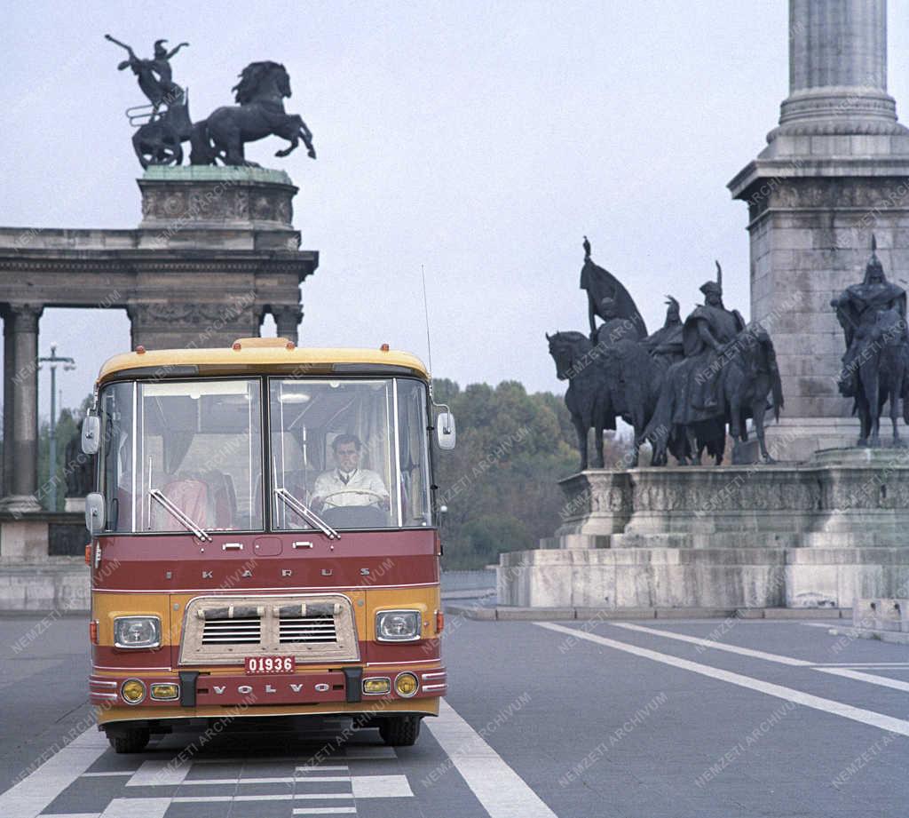 Járműipar - Közlekedés - Ikarus 657