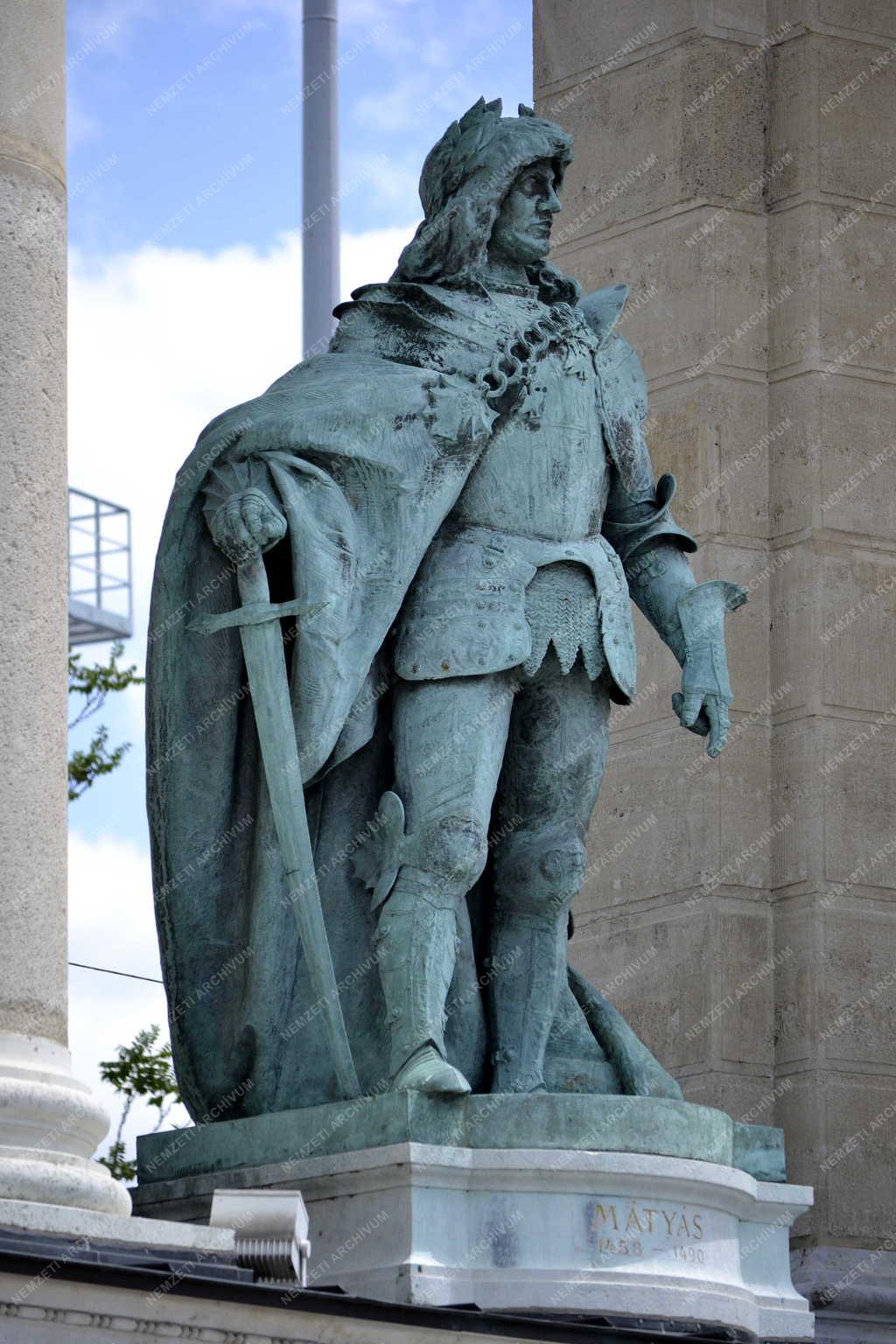 Műalkotás - Hunyadi Mátyás szobra
