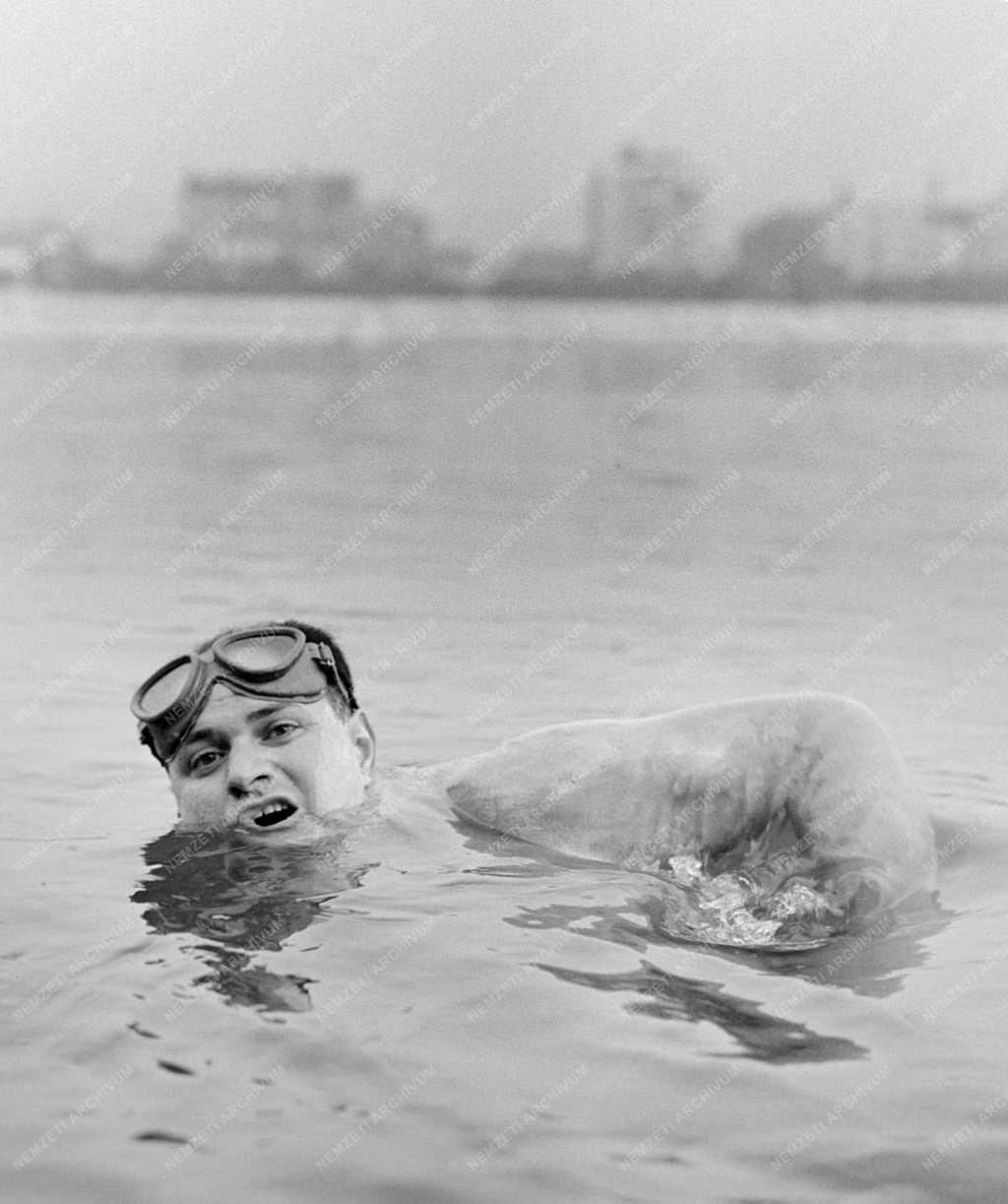 Sport - Távúszás Budapest és Dunaújváros között