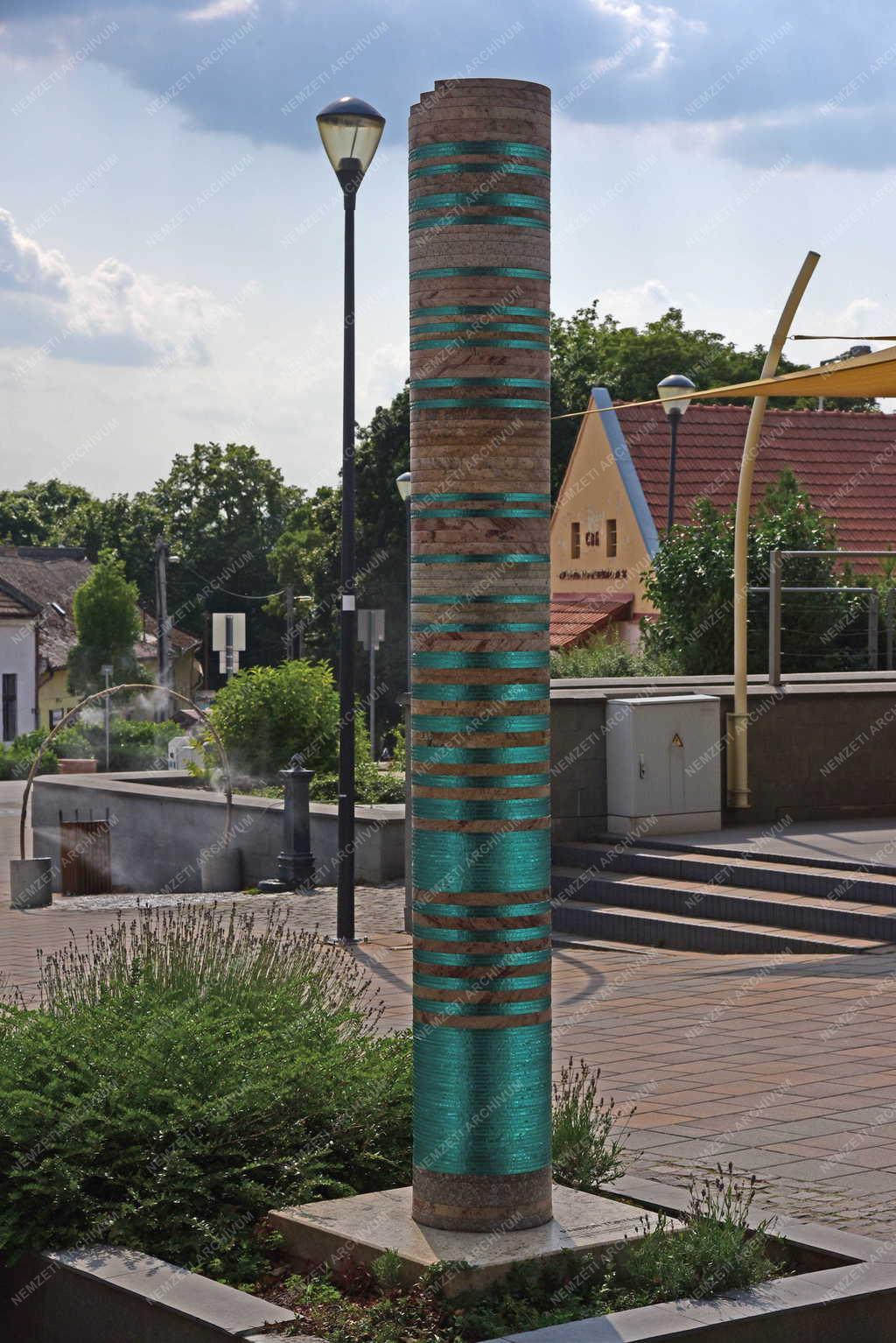 Városkép - Pannonhalma - Pannon történet térinstalláció