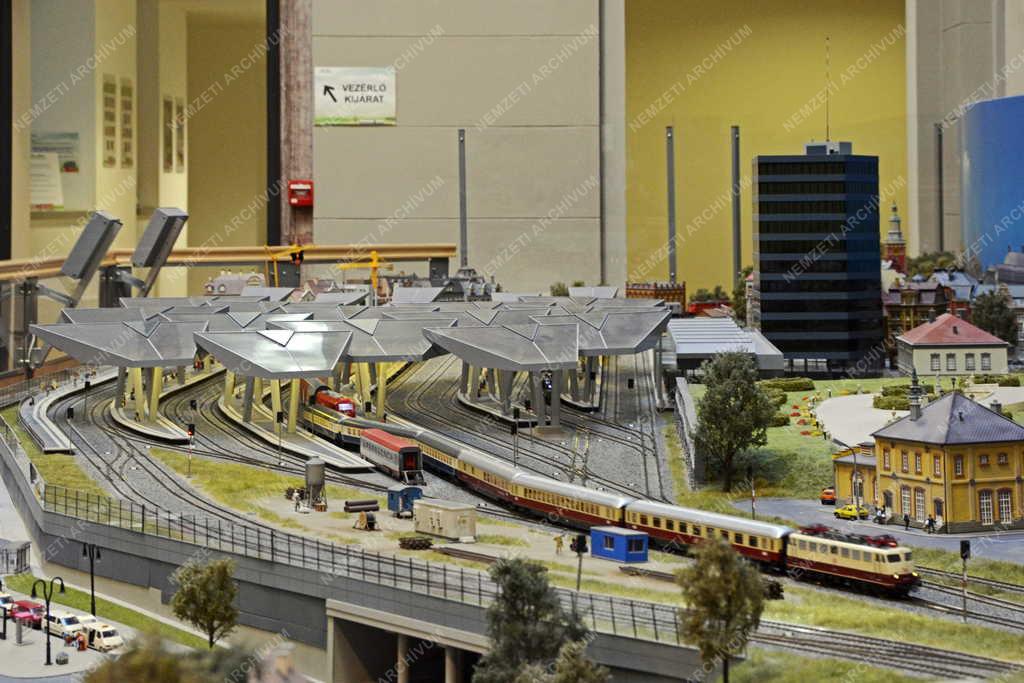 Érdekes - Budapest – Miniversum - Vasúti terepasztal