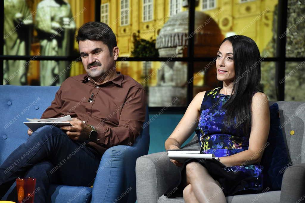 Kultúra - Televízió - M5 - Libretto - Műsorvezetők