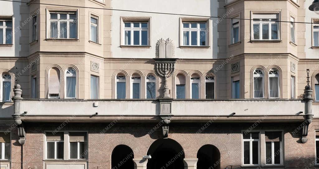 Egyházi épület - Budapest - Újlaki zsinagóga