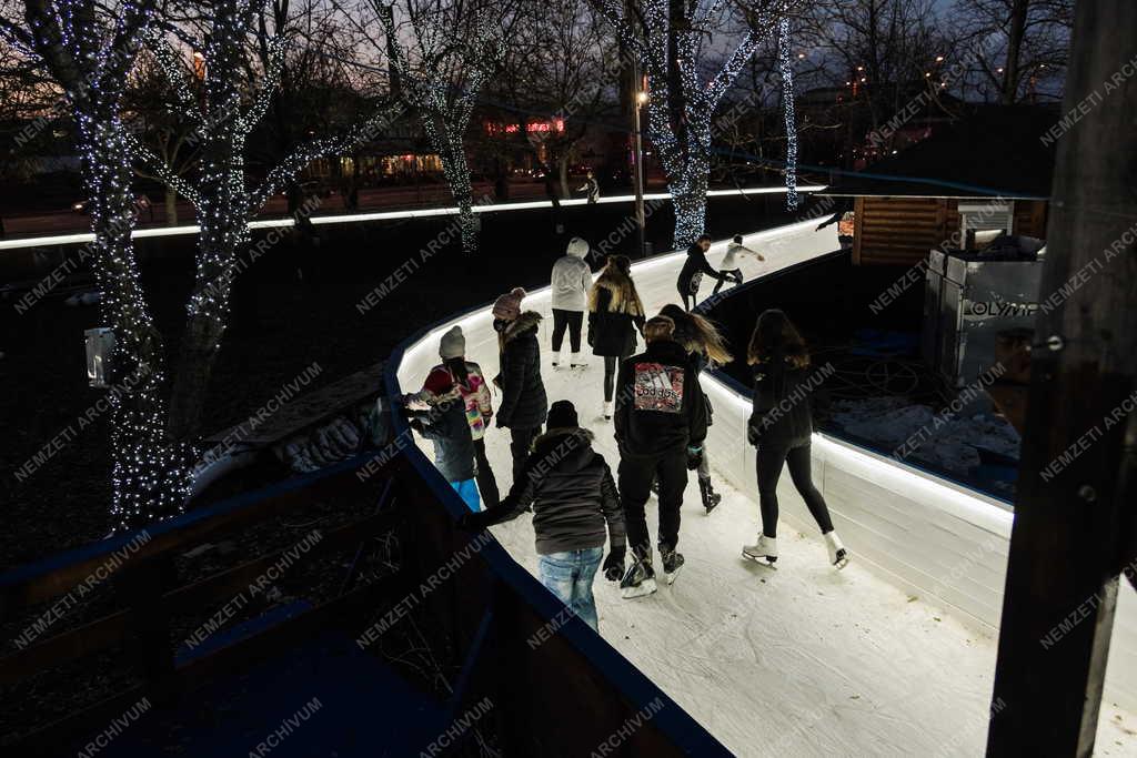Szabadidő - Szórakozás - Csepeli Jégpark